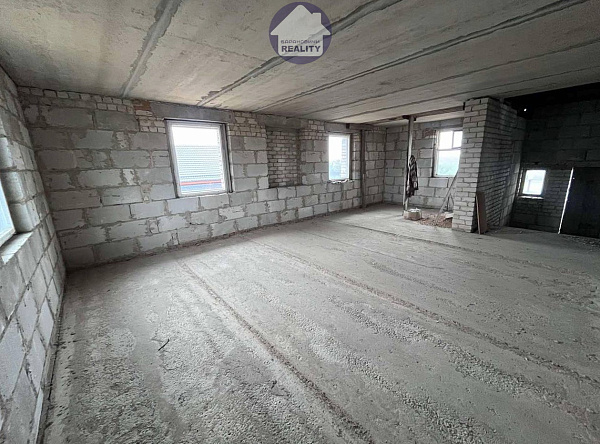 Дом с участком, 205 кв.м.